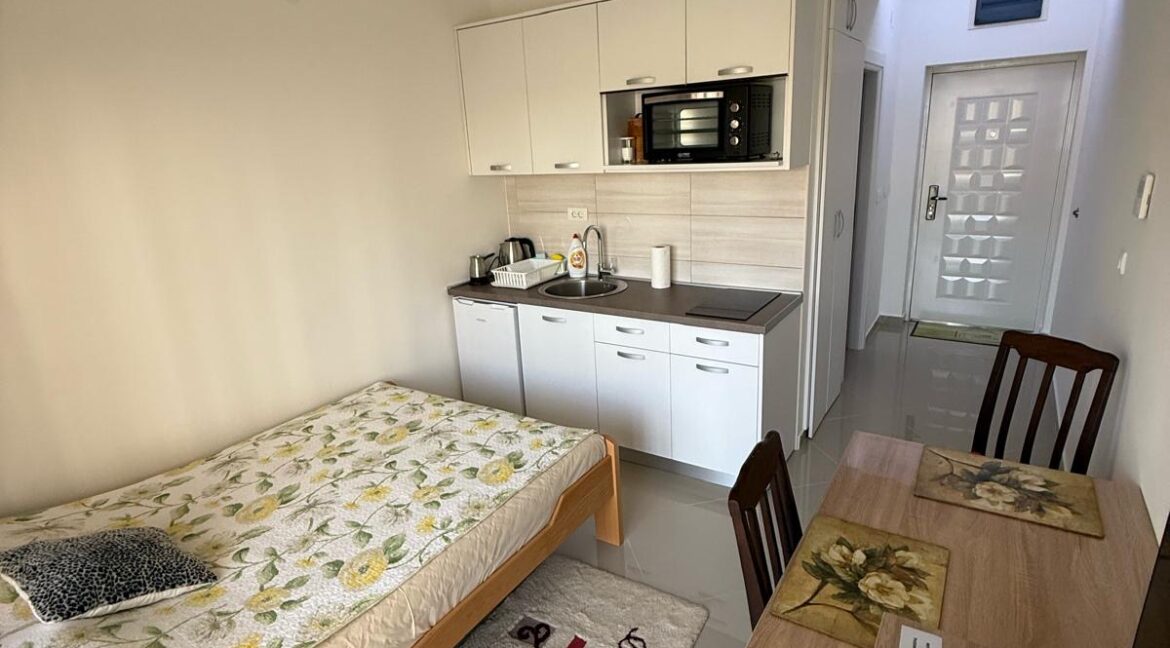 2f78fd46-4542-4a6d-b0ff-0e08d468e0a0