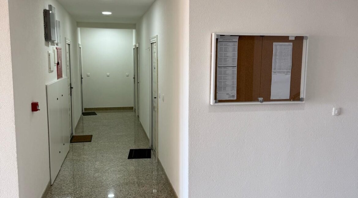 dfecc8e2-ca69-424f-b486-2269ab978fd9